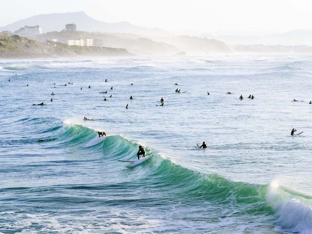 hire a van surf trip biarritz